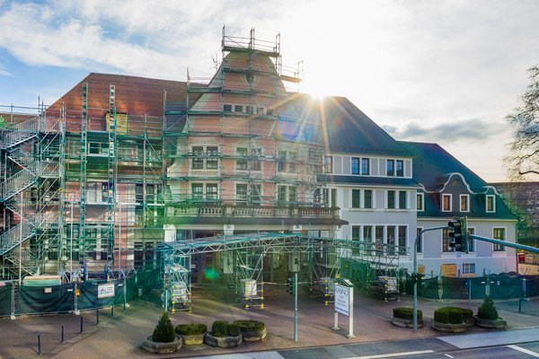 Sanierung und Umgestaltung eines Gebäudekomplexes in Leverkusen